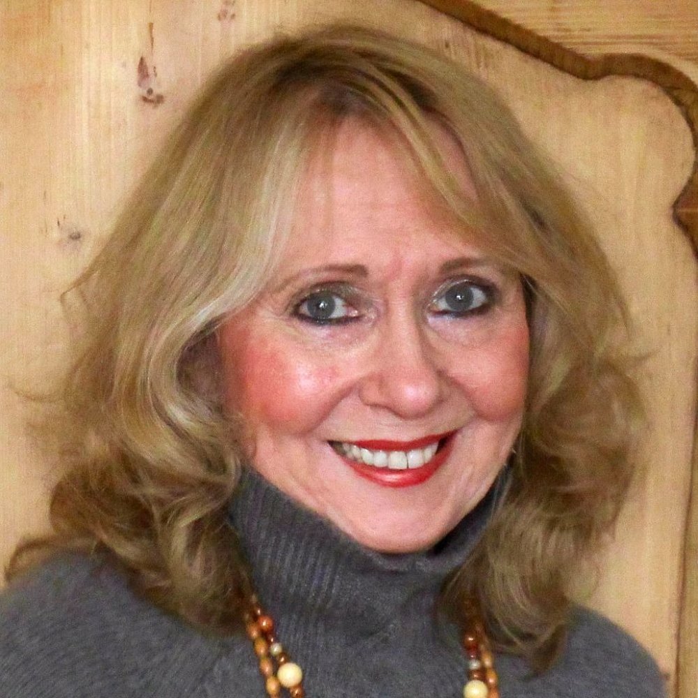 Meet your Posher, Andrea